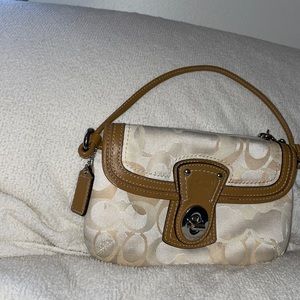 Pre love coach small purse/wallet